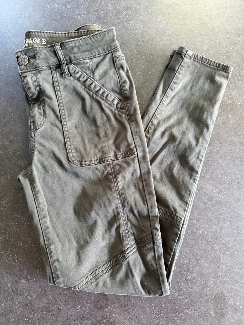 American Eagle Super High Rise Stretch Skinny Utility Pants Women’s 10 Olive 28”